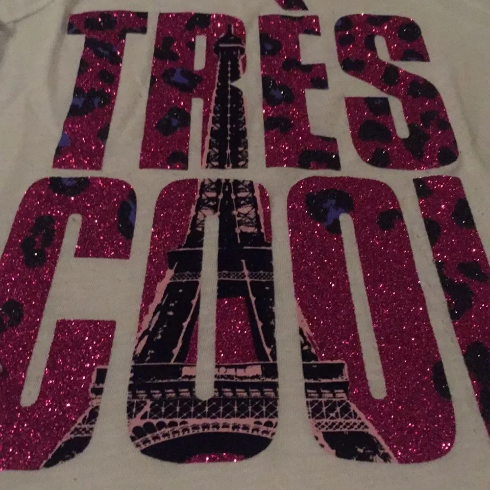 4/$20 Justice Eiffel Tower Sparkly Top Girls Size 10 Long Sleeve